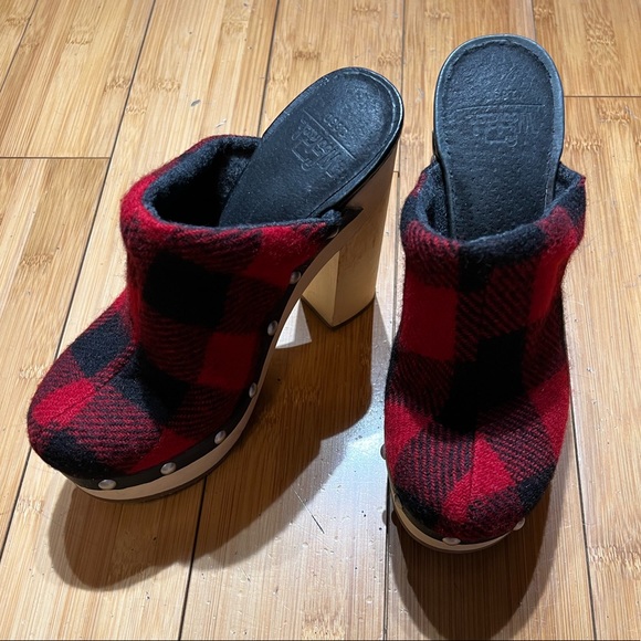 WOOLRICH Red & Black Wool Plaid Platform Clogs Size 7 - Picture 11 of 13